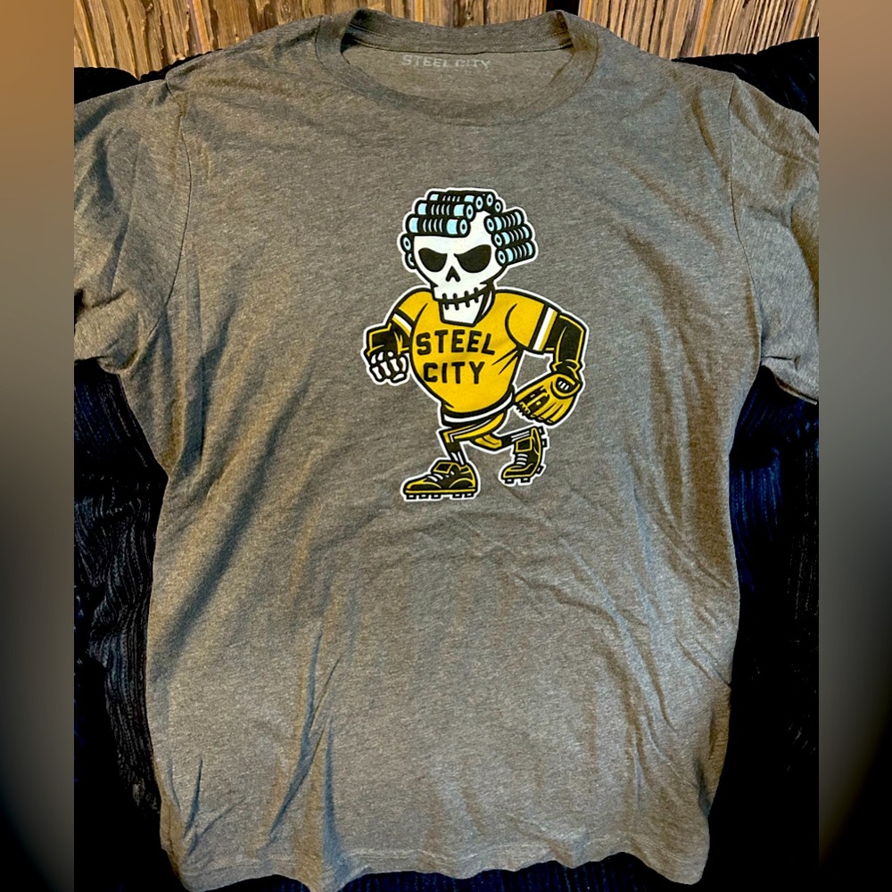 Steel City Men’s Medium Tee NWOT